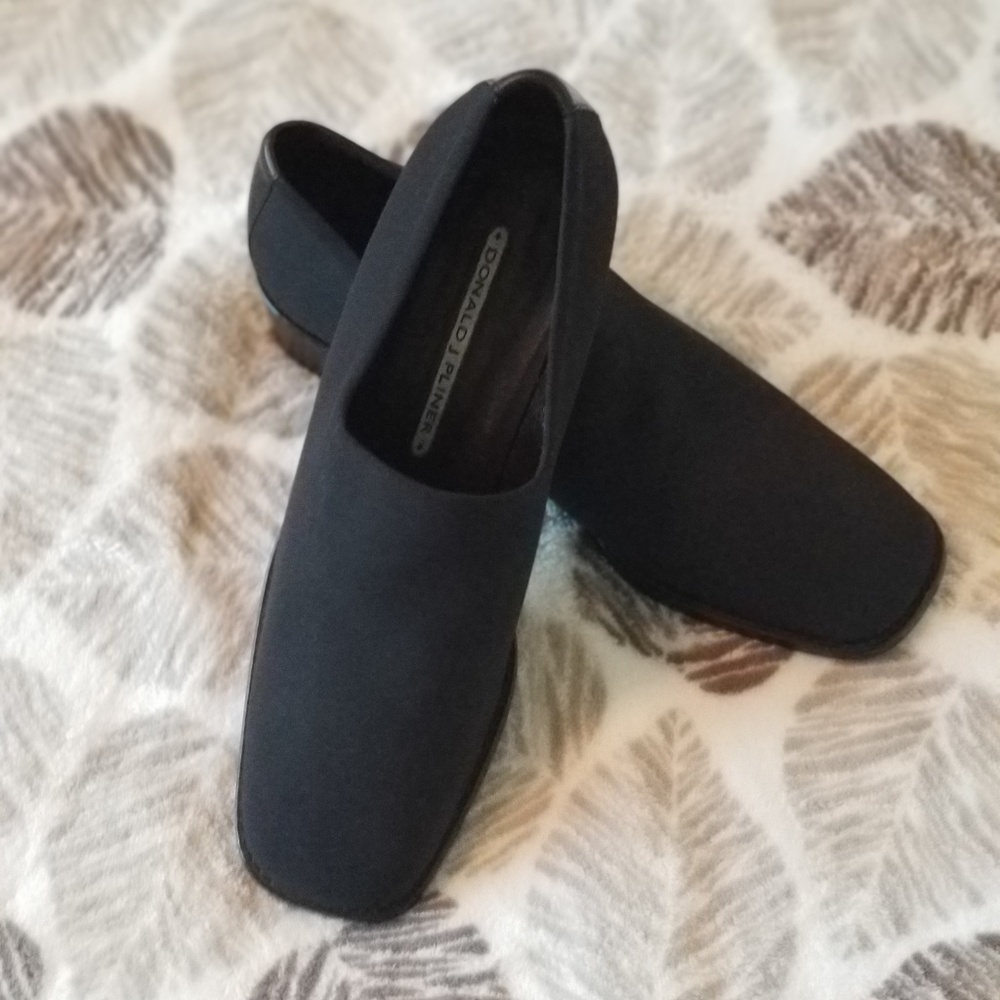 Donald J Pliner Loafers